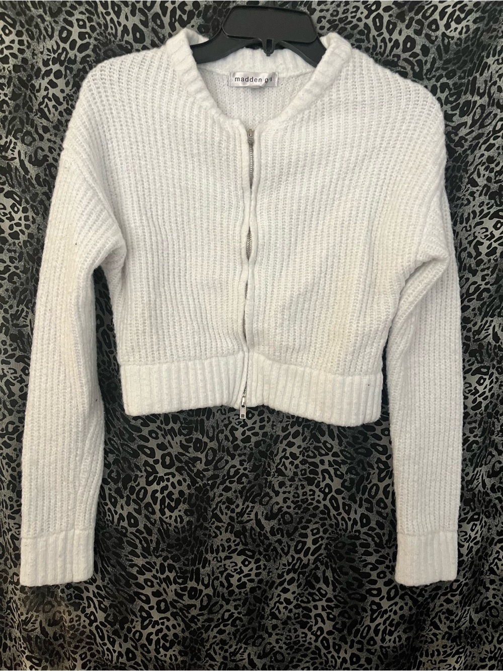 Madden Girl White Ribbed Zip-Up Cropped Cardigan